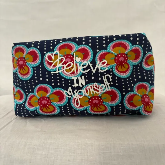 trousse-nadia-believe-in-yourself