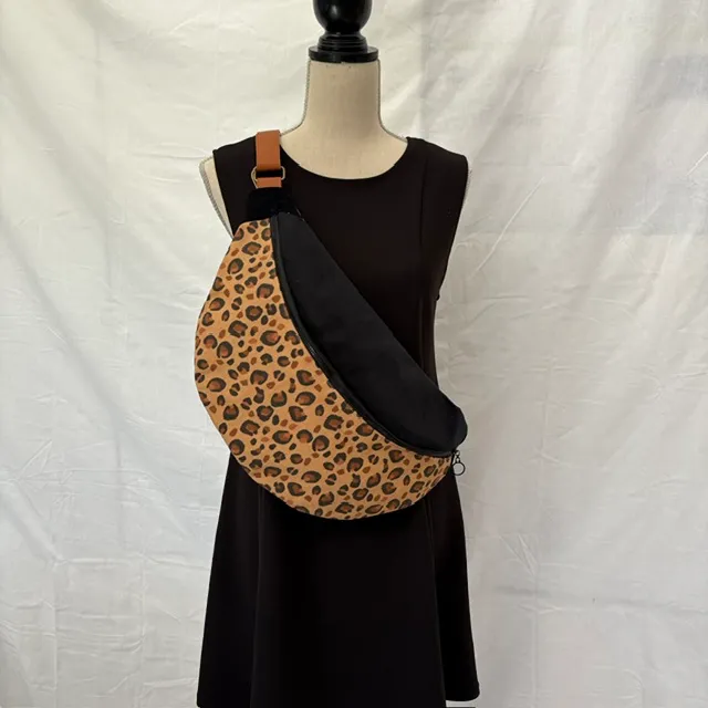 Sac banane taille XL - noir / léopard | Pivoine et Coton