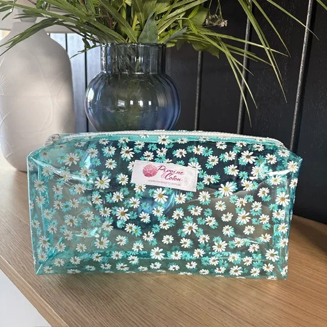 trousse-pvc-margueritte-turquoise-