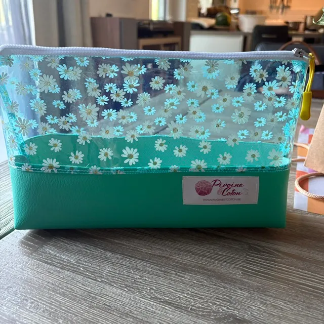 trousse PVC Margueritte Margueritte et simili turquoise | Pivoine et Coton