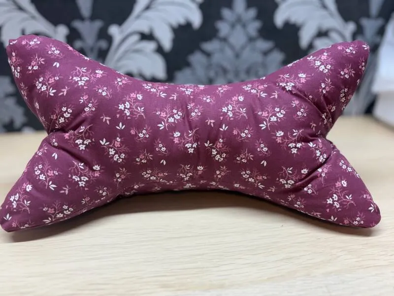 Coussin "Confort de lecture" - Floral, mauve | Pivoine et Coton